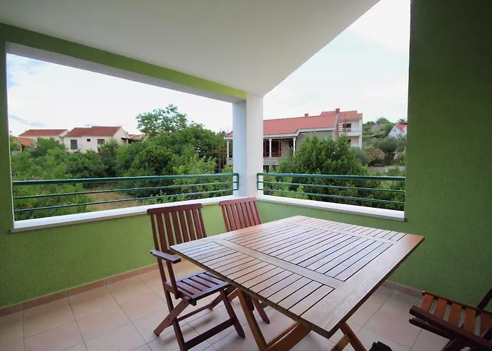 Apartments Kala Mendula