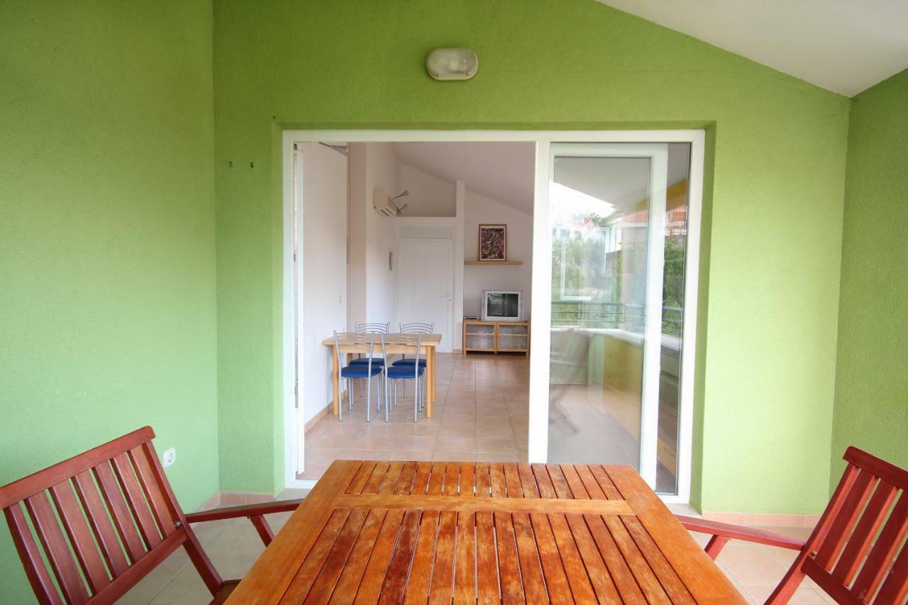 Apartment Kala Mendula *